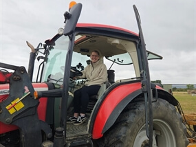 Customer Photo of Tractor Driving Nottinghamshire